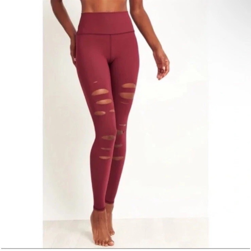 ALO Yoga Burgundy Leggings Size Medium
